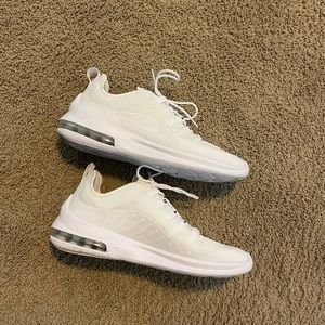 Nike air max axis